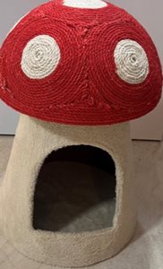 בית פטריה לחתול ניתנת לשימוש כמגרדה